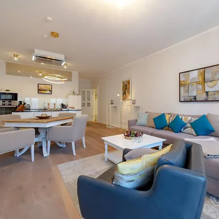 First - Meerblick-appartement 18 